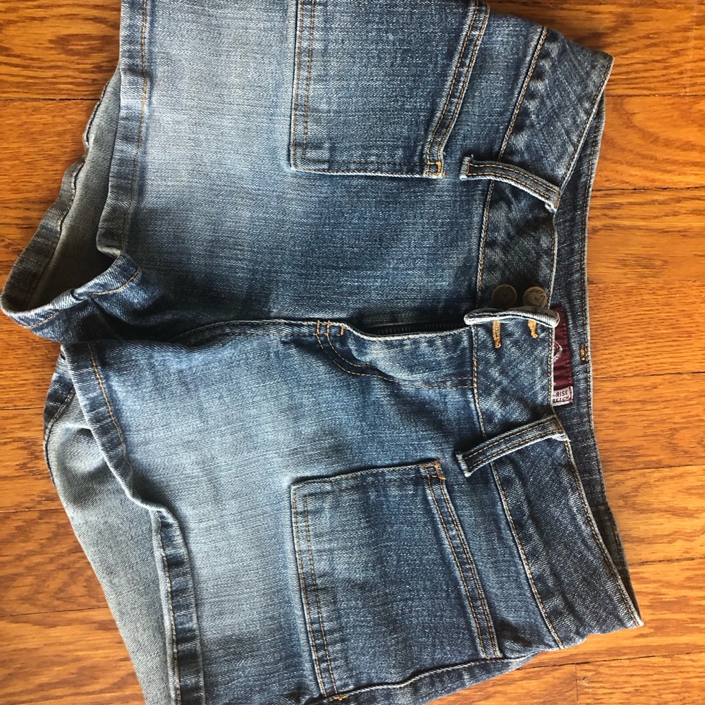 Jordache blue jean booty shorts. Size 7/8.